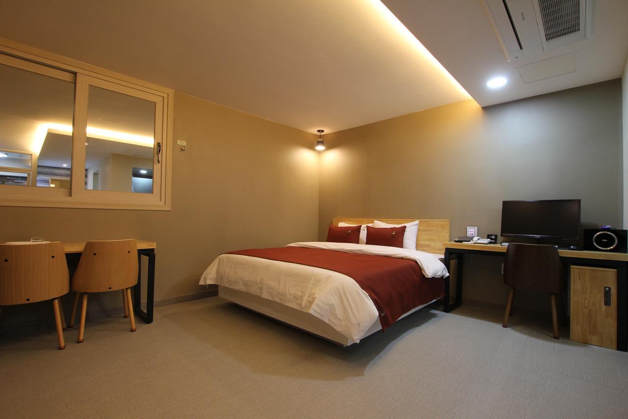Jade Hotel Ilsan Ni Exteriér fotografie