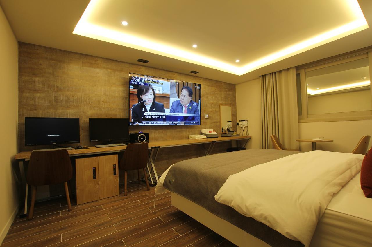 Jade Hotel Ilsan Ni Exteriér fotografie